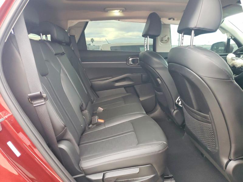 Photo 11 from auction – 2024 KIA SORENTO with VIN 5XYRL4JC2RG276573