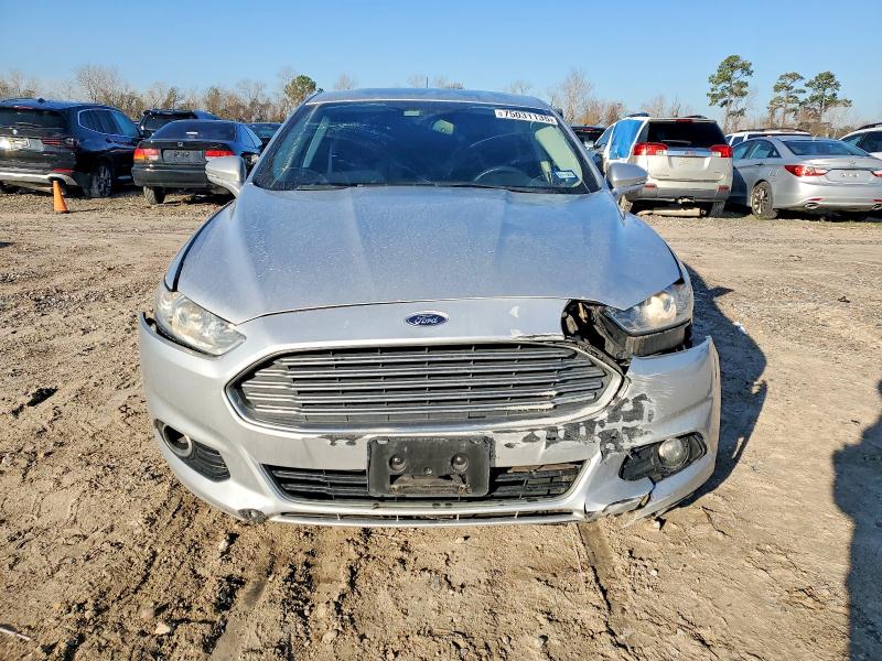 Photo 5 from auction – 2016 FORD FUSION with VIN 3FA6P0K96GR217277