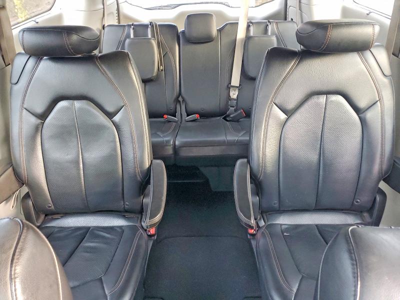 Photo 10 from auction – 2019 CHRYSLER PACIFICA with VIN 2C4RC1BG5KR627025
