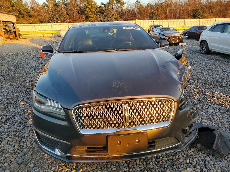 Photo 5 from auction – 2017 LINCOLN MKZ with VIN 3LN6L5E92HR645374