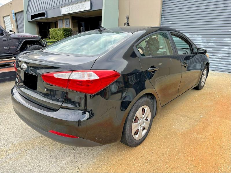Photo 4 from auction – 2014 KIA FORTE with VIN KNAFK4A68E5160584