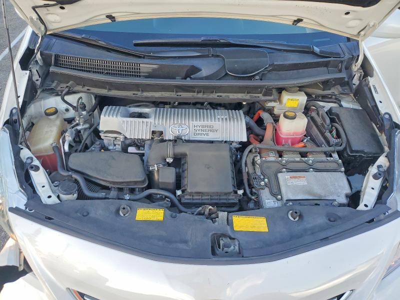 Photo 7 from auction – 2012 TOYOTA PRIUS V with VIN JTDZN3EU5C3133619
