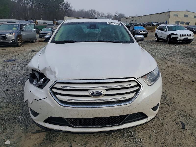 Photo 5 from auction – 2014 FORD TAURUS with VIN 1FAHP2F82EG152082