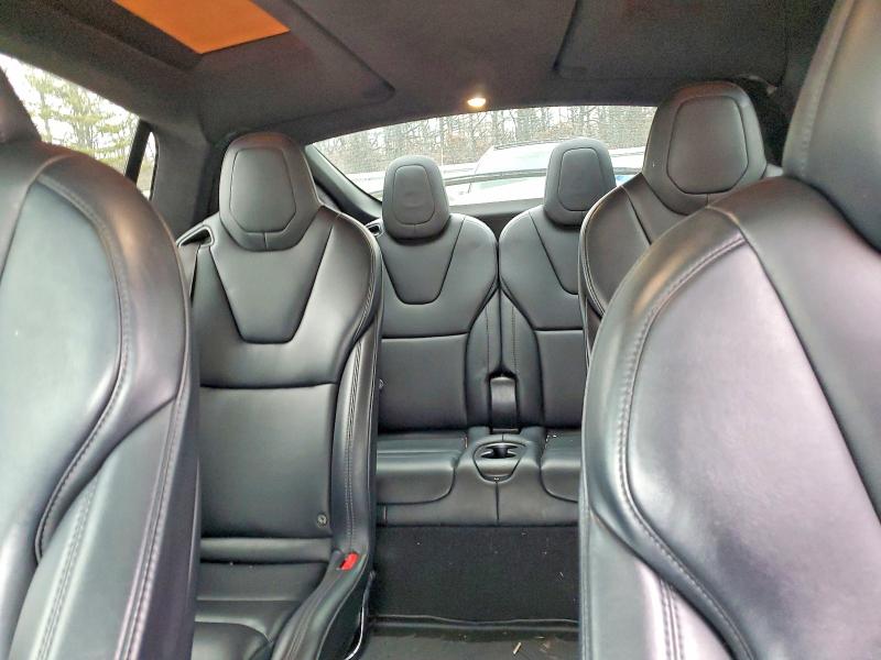 Photo 10 from auction – 2020 TESLA MODEL X with VIN 5YJXCBE46LF262530