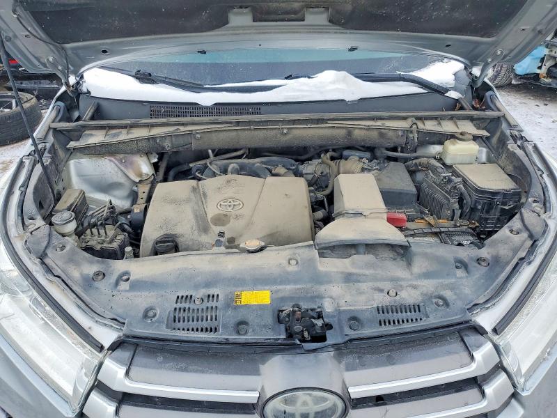 Photo 11 from auction – 2017 TOYOTA HIGHLANDER with VIN 5TDBZRFH6HS403005