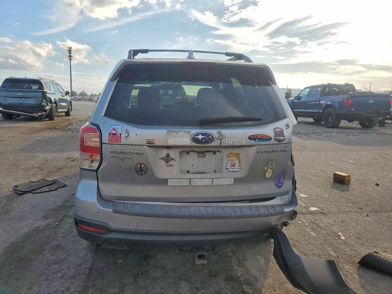 Photo 6 from auction – 2018 SUBARU FORESTER 2 with VIN JF2SJAEC4JH505722