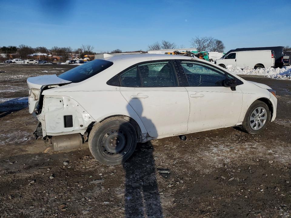 Photo 3 from auction – 2021 TOYOTA COROLLA with VIN 5YFEPMAEXMP226819