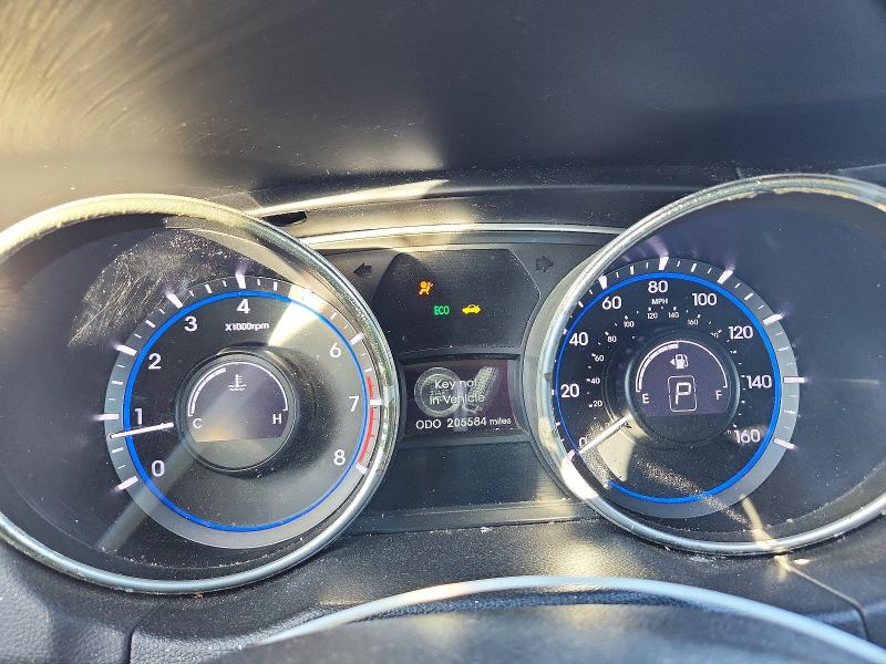 Photo 9 from auction – 2011 HYUNDAI SONATA SE with VIN 5NPEC4AC0BH246601