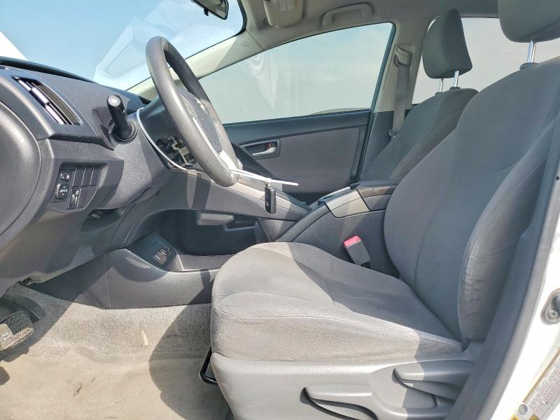 Photo 7 from auction – 2013 TOYOTA PRIUS with VIN JTDKN3DU0D1637236