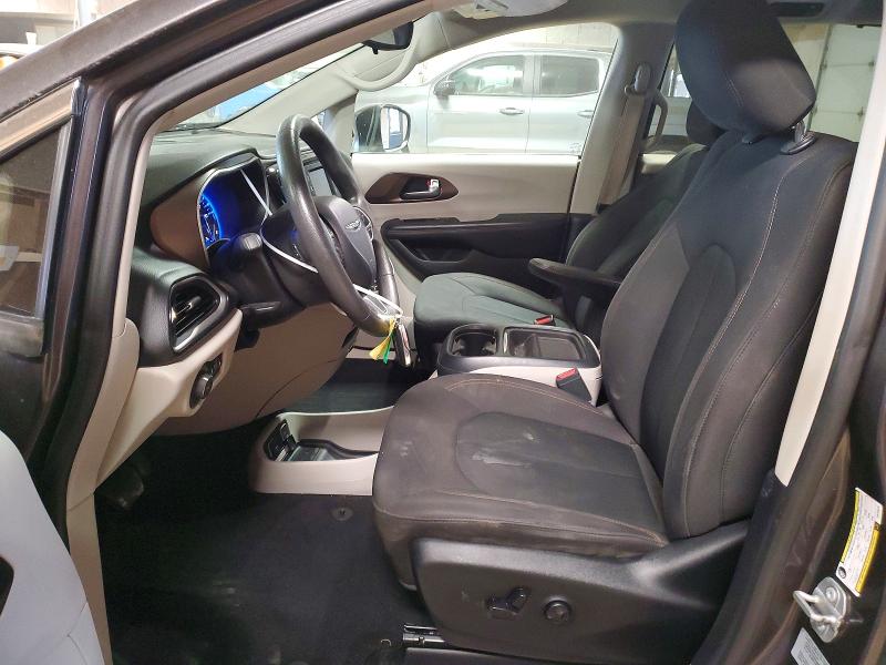 Photo 7 from auction – 2017 CHRYSLER PACIFICA T with VIN 2C4RC1BG3HR745678