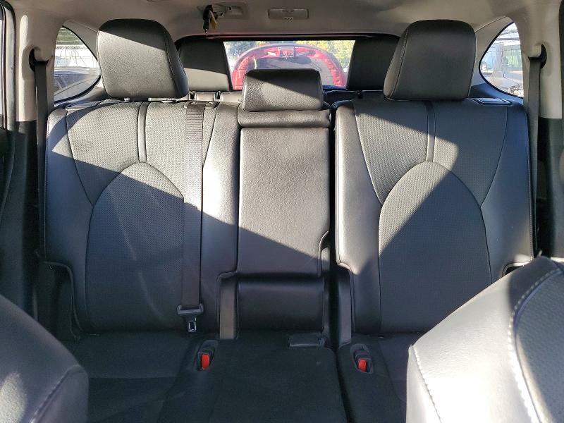 Photo 10 from auction – 2023 TOYOTA HIGHLANDER with VIN 5TDKDRAH2PS041727