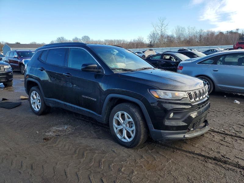 Photo 4 from auction – 2024 JEEP COMPASS LA with VIN 3C4NJDBN6RT138743