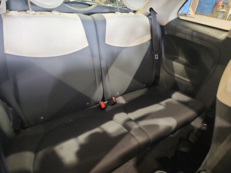 Photo 10 from auction – 2015 FIAT 500 with VIN 3C3CFFAR3FT706892