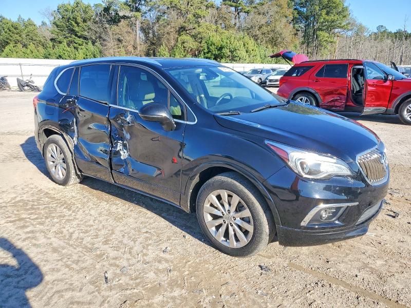 Photo 4 from auction – 2017 BUICK ENVISION E with VIN LRBFXBSA8HD071666