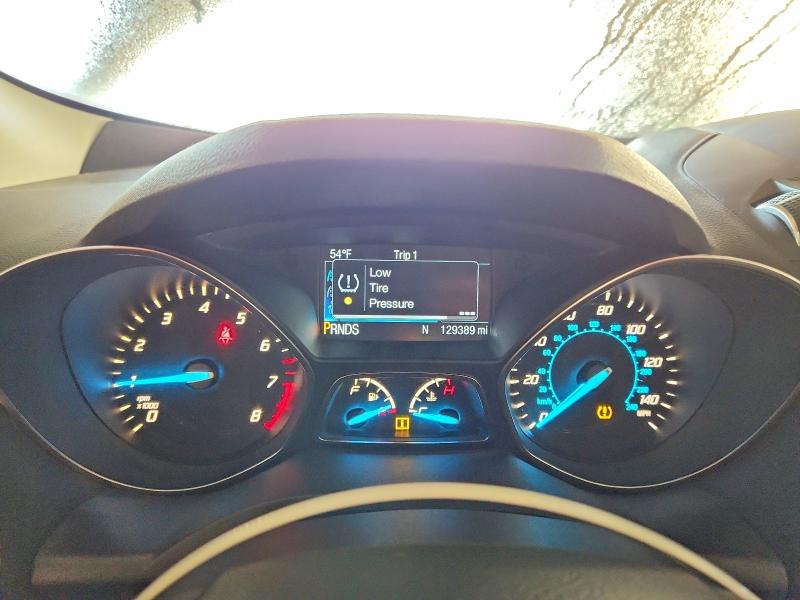 Photo 9 from auction – 2015 FORD ESCAPE SE with VIN 1FMCU9G98FUC25824