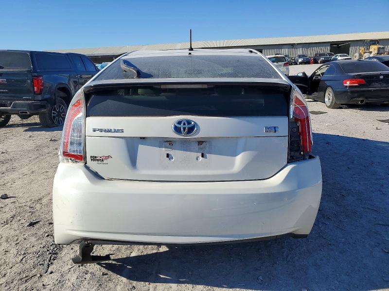 Photo 6 from auction – 2015 TOYOTA PRIUS with VIN JTDKN3DU9F1904487