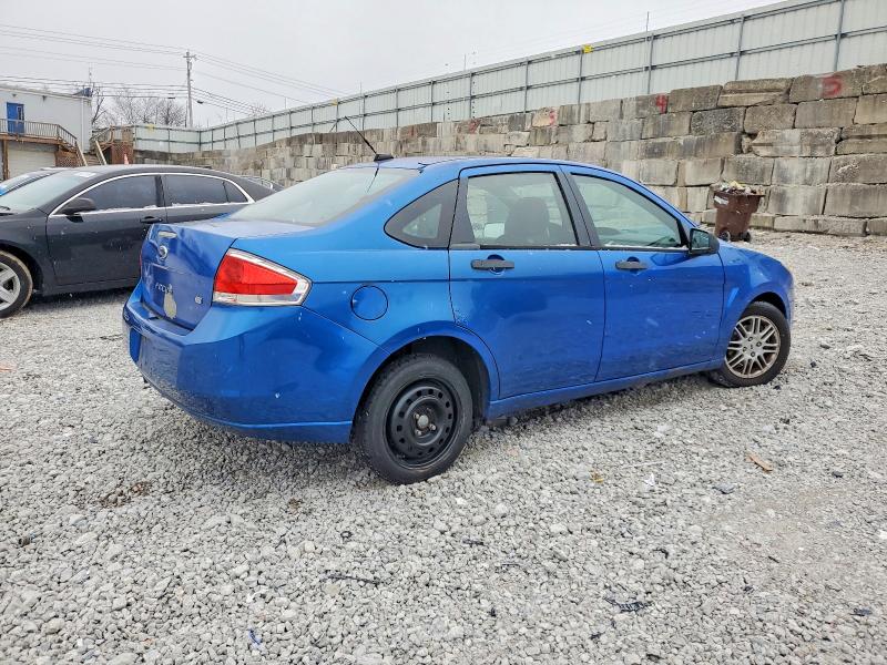 Photo 3 from auction – 2010 FORD FOCUS with VIN 1FAHP3FNXAW118337