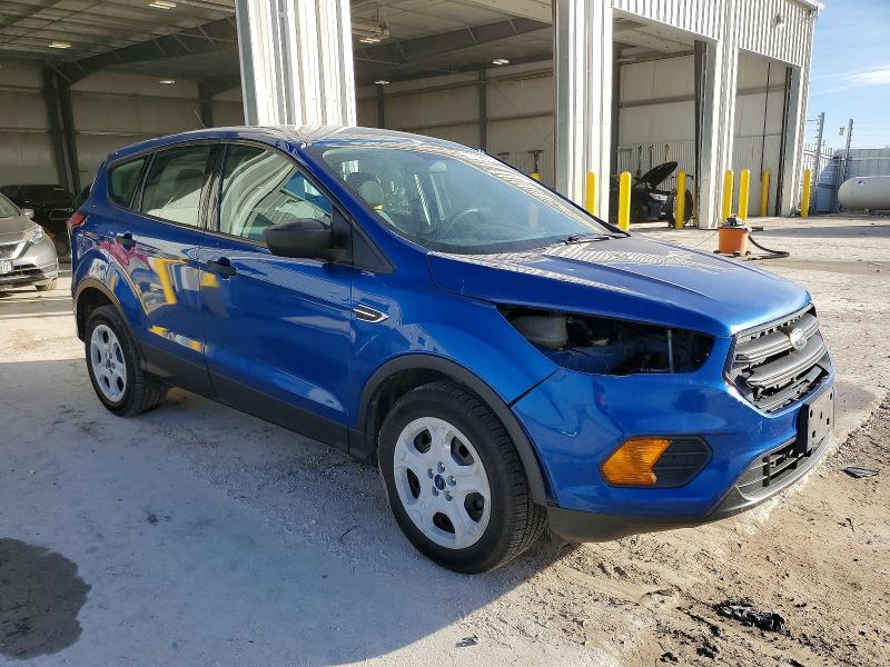 Photo 4 from auction – 2017 FORD ESCAPE S with VIN 1FMCU0F70HUD84707