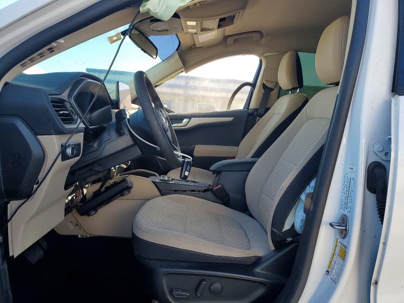 Photo 7 from auction – 2020 FORD ESCAPE with VIN 1FMCU0G60LUA81859