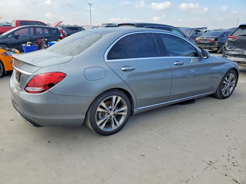 Photo 3 from auction – 2016 MERCEDES-BENZ C with VIN WDDWF4JB8GR153396