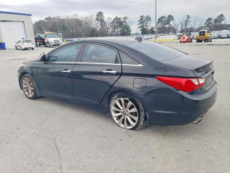 Photo 2 from auction – 2012 HYUNDAI SONATA SE with VIN 5NPEC4AB9CH460754