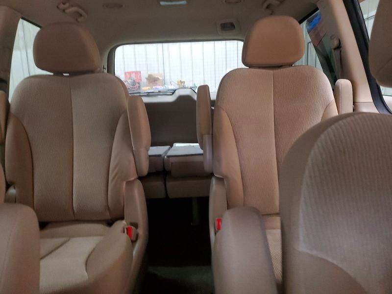 Photo 10 from auction – 2012 KIA SEDONA with VIN KNDMG4C71C6453218