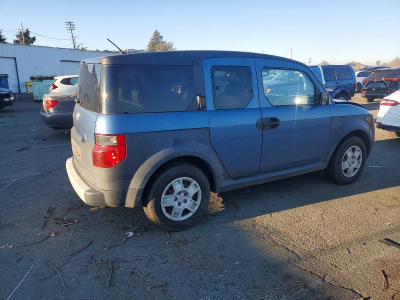 Photo 3 from auction – 2007 HONDA ELEMENT LX with VIN 5J6YH18387L007152