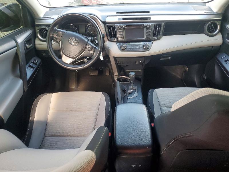 Photo 8 from auction – 2016 TOYOTA RAV4 XLE with VIN JTMWFREV6GJ063335
