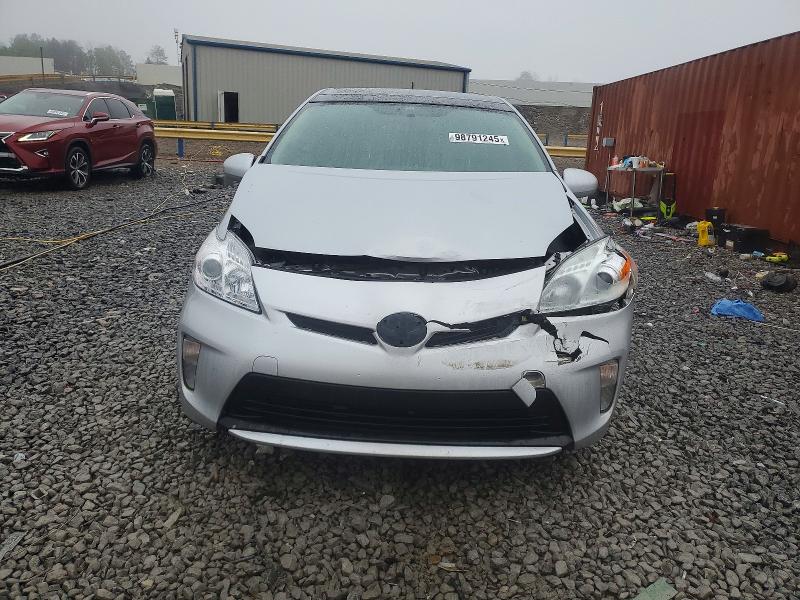 Photo 5 from auction – 2015 TOYOTA PRIUS with VIN JTDKN3DU2F0463713
