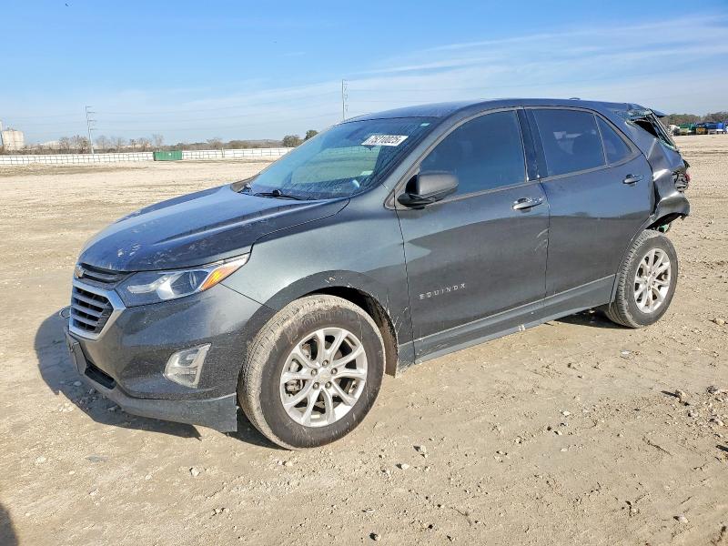 CHEVROLET EQUINOX 2018 with VIN 3GNAXHEV5JS581354 - Photo from auction