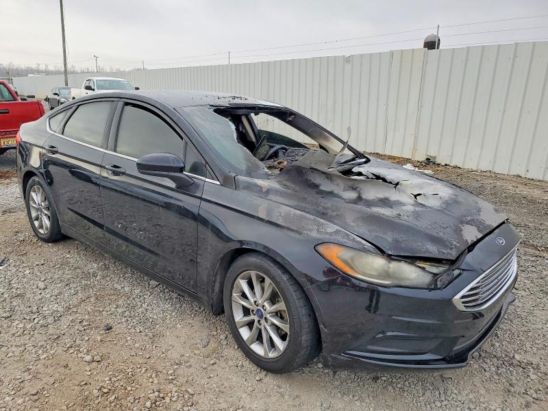 Photo 4 from auction – 2017 FORD FUSION SE with VIN 3FA6P0H72HR332448