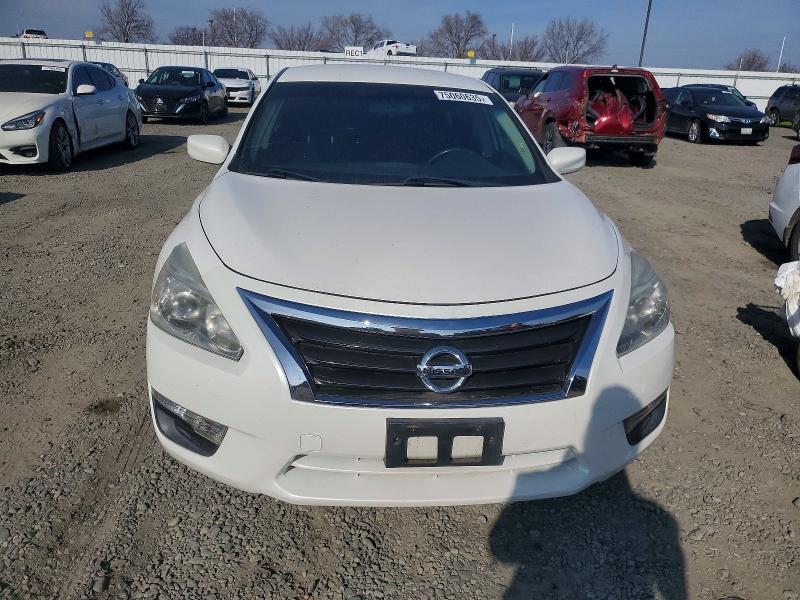 Photo 5 from auction – 2013 NISSAN ALTIMA 2.5 with VIN 1N4AL3AP1DN571178