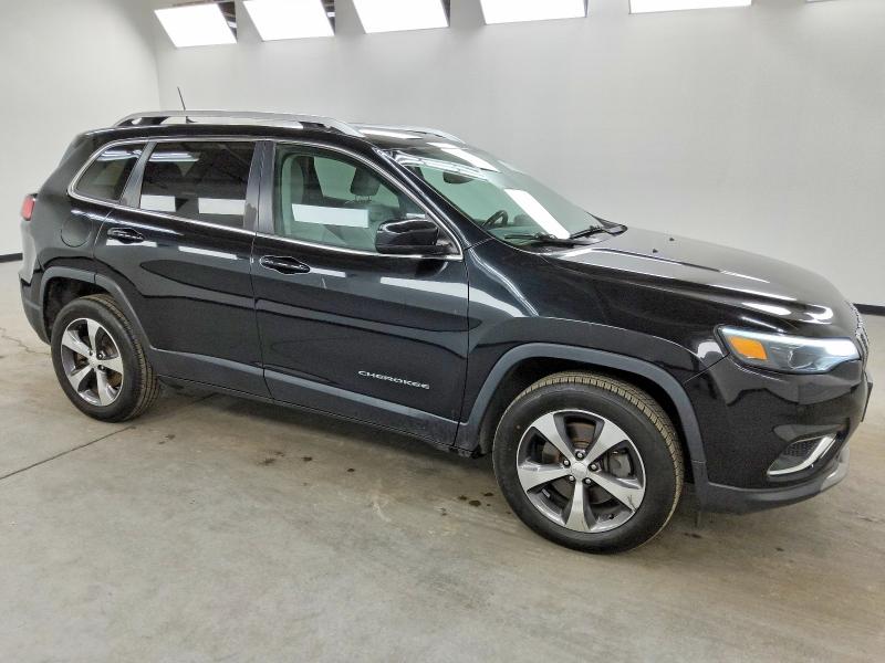 Photo 4 from auction – 2020 JEEP CHEROKEE L with VIN 1C4PJMDX1LD532171