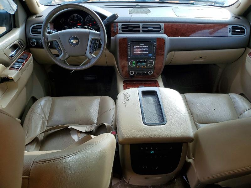 Photo 8 from auction – 2014 CHEVROLET SUBURBAN with VIN 1GNSKKE78ER213812