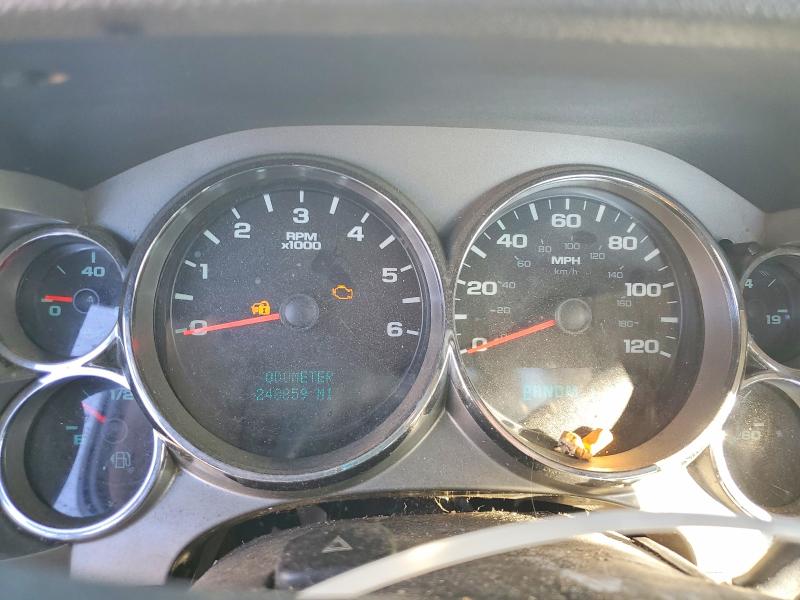 Photo 9 from auction – 2010 GMC SIERRA C25 with VIN 1GT3CZBG0AF154435