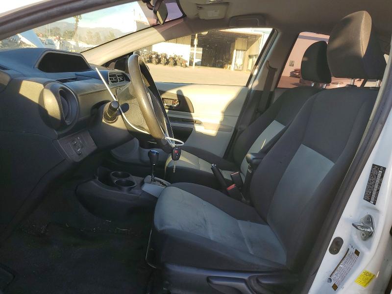 Photo 7 from auction – 2013 TOYOTA PRIUS C with VIN JTDKDTB31D1542567
