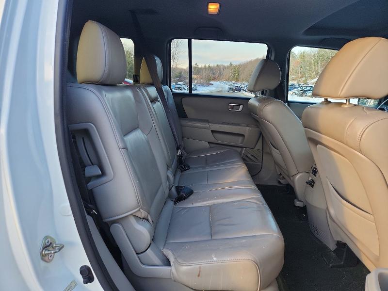 Photo 11 from auction – 2015 HONDA PILOT with VIN 5FNYF4H54FB023302