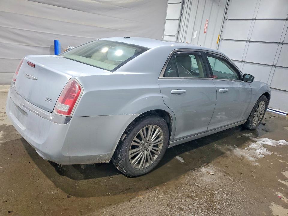 Photo 3 from auction – 2013 CHRYSLER 300 with VIN 2C3CCARG9DH602864