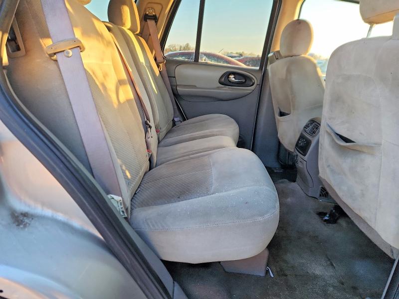 Photo 11 from auction – 2007 CHEVROLET TRAILBLAZER with VIN 1GNDS13S572207326