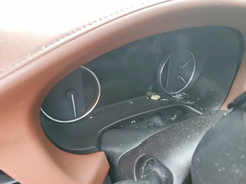 Photo 9 from auction – 2018 BUICK ENCLAVE with VIN 5GAEVCKWXJJ184533