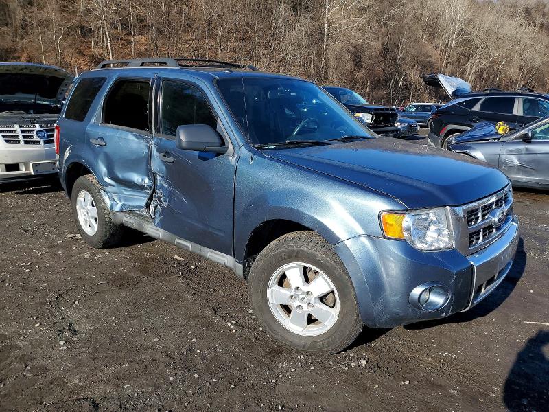 Photo 4 from auction – 2010 FORD ESCAPE XLT with VIN 1FMCU9DG1AKC15840