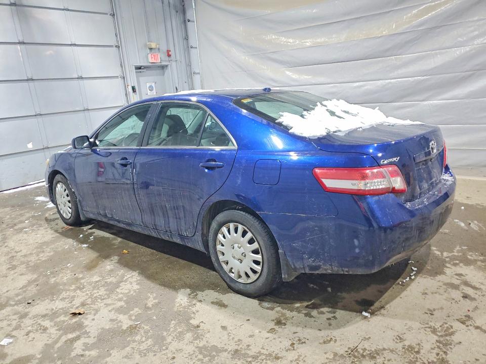 Photo 2 from auction – 2010 TOYOTA CAMRY with VIN 4T4BF3EK8AR052183