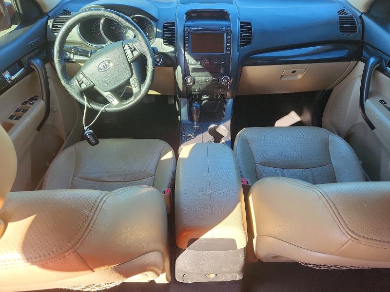 Photo 8 from auction – 2013 KIA SORENTO EX with VIN 5XYKU4A67DG415906