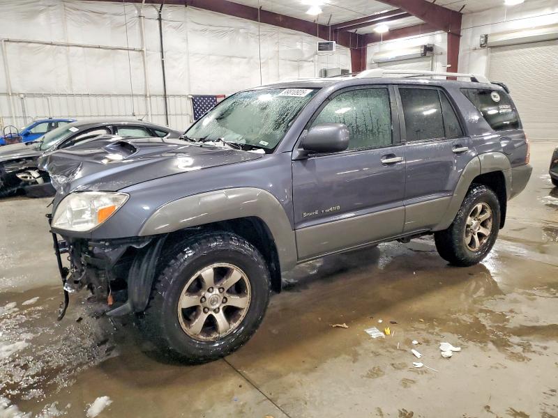 TOYOTA 4RUNNER SR 2003 with VIN JTEBT14R330001383 - Photo from auction