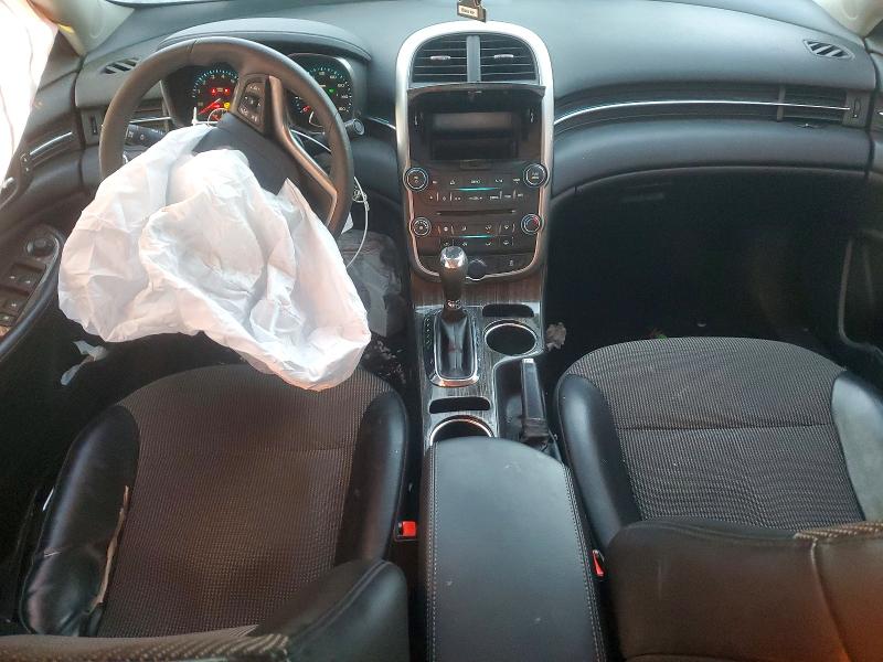 Photo 8 from auction – 2015 CHEVROLET MALIBU 1LT with VIN 1G11C5SL7FF104564