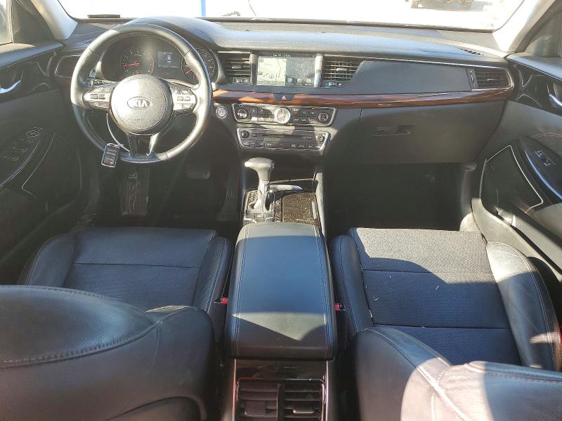 Photo 8 from auction – 2017 KIA CADENZA PR with VIN KNALC4J17H5081349
