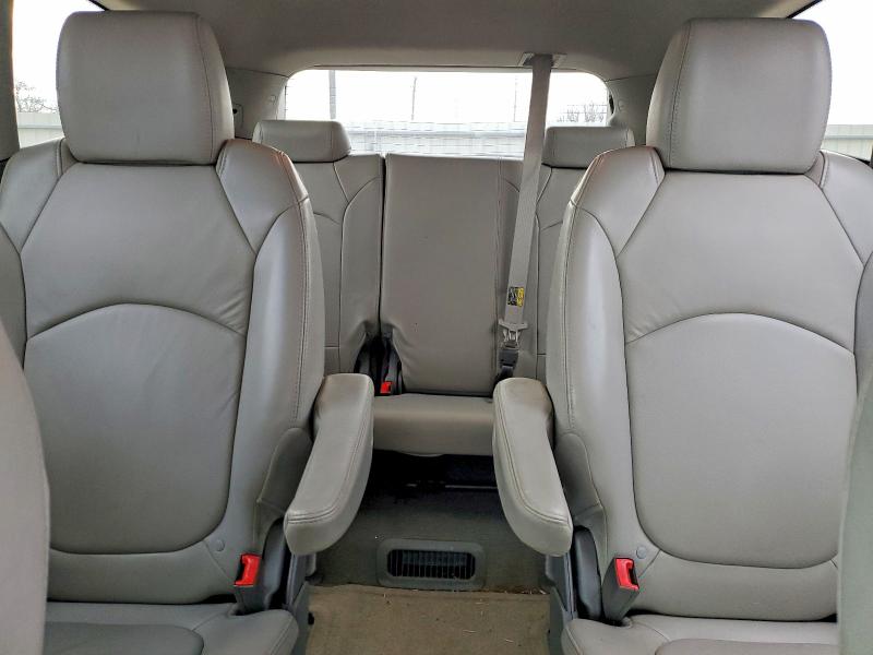 Photo 10 from auction – 2011 CHEVROLET TRAVERSE L with VIN 1GNKRJED7BJ195406
