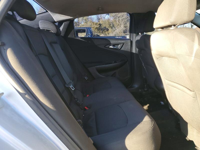 Photo 10 from auction – 2017 CHEVROLET MALIBU with VIN 1G1ZB5ST0HF121893