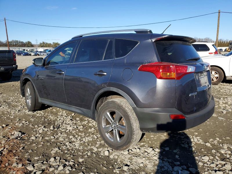 Photo 2 from auction – 2015 TOYOTA RAV4 XLE with VIN JTMRFREV1FD122222