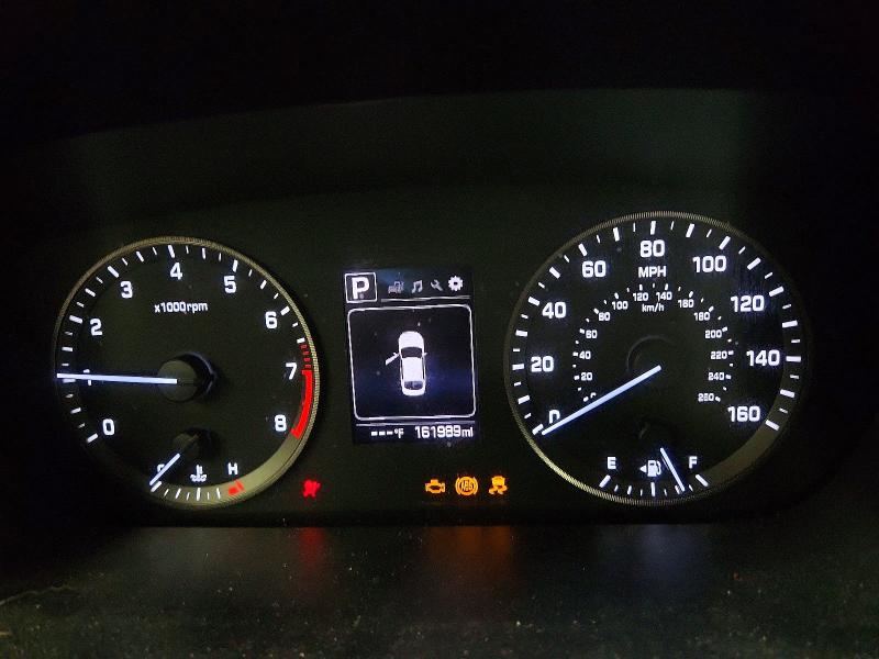 Photo 9 from auction – 2017 HYUNDAI SONATA SE with VIN 5NPE24AF2HH440021